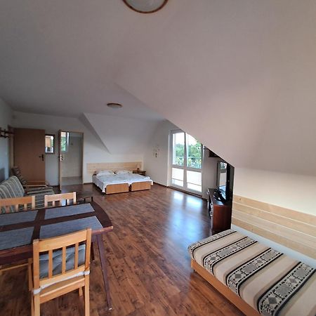 Appartement Magnolia Agroturystyka à Wrzosowo  Extérieur photo