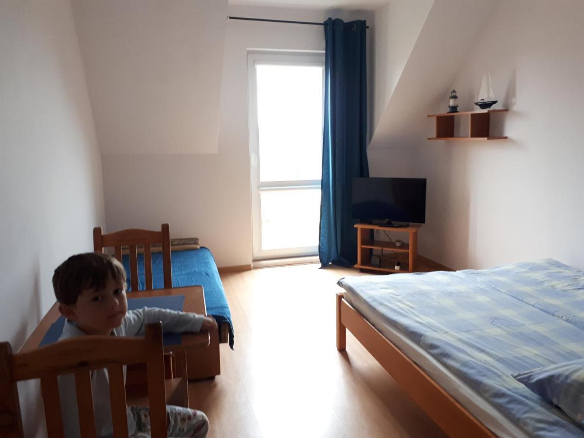 Appartement Magnolia Agroturystyka à Wrzosowo  Extérieur photo